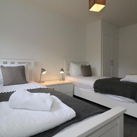 Signature - Belhaven House Hamilton Eksteriør bilde